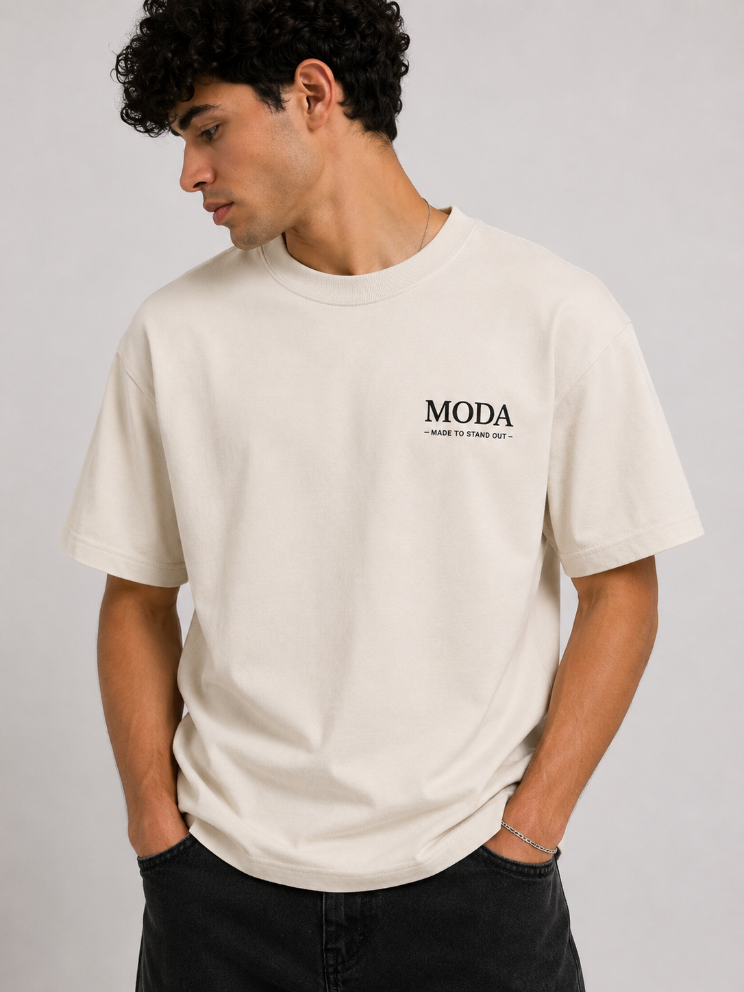חולצת 𝓜𝓞𝓓𝓐 | SIGNATURE TEE